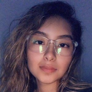 Meet your Posher, Mireya